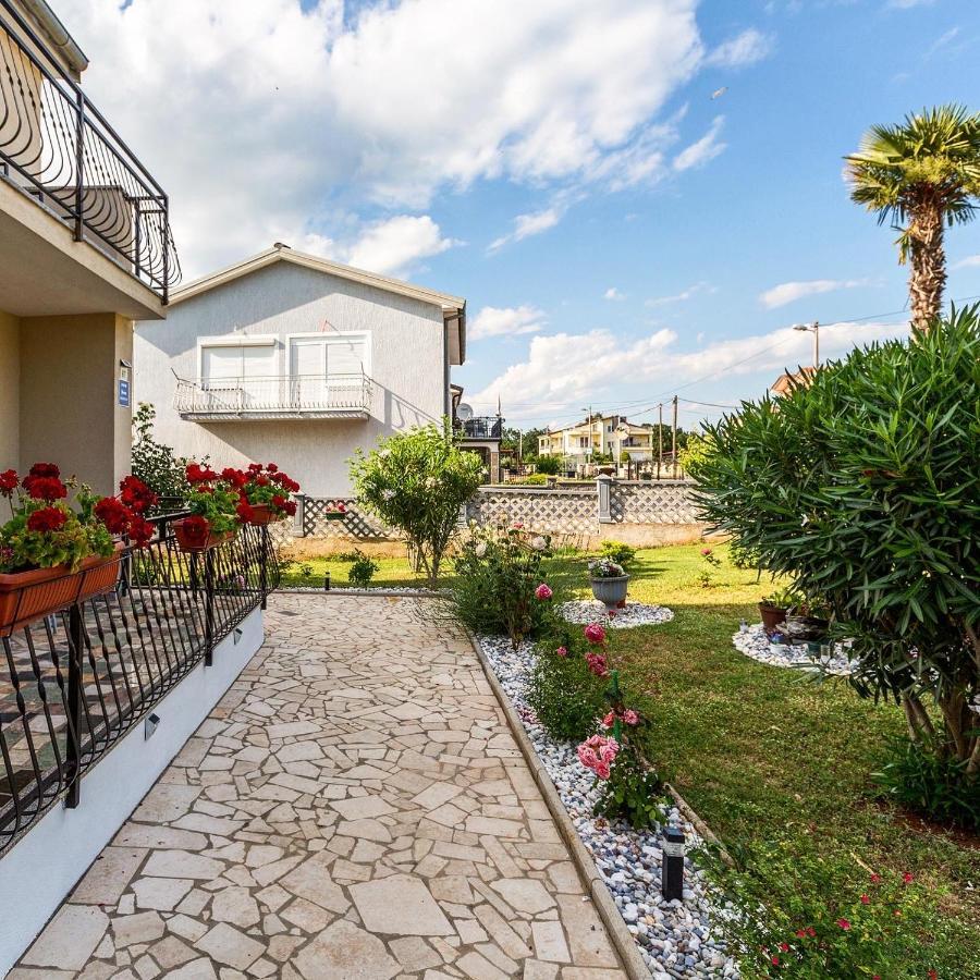 Apartment Belma Porec Radmani Exteriör bild